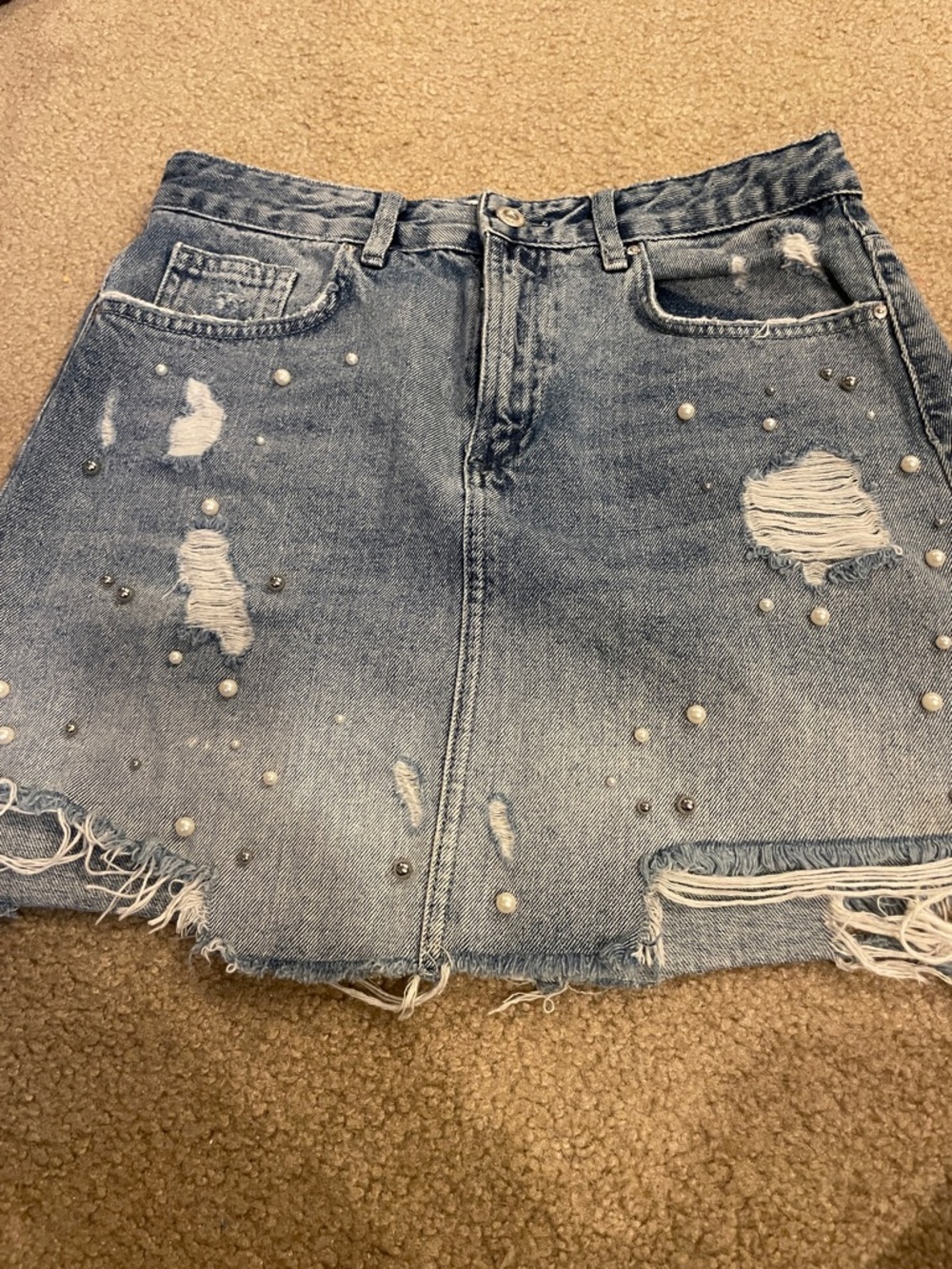EUC Zara Distressed Pearl-Embellished Blue Denim mini Skirt, M